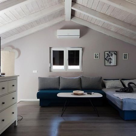 Viva 1 Rovinj Appartement Buitenkant foto