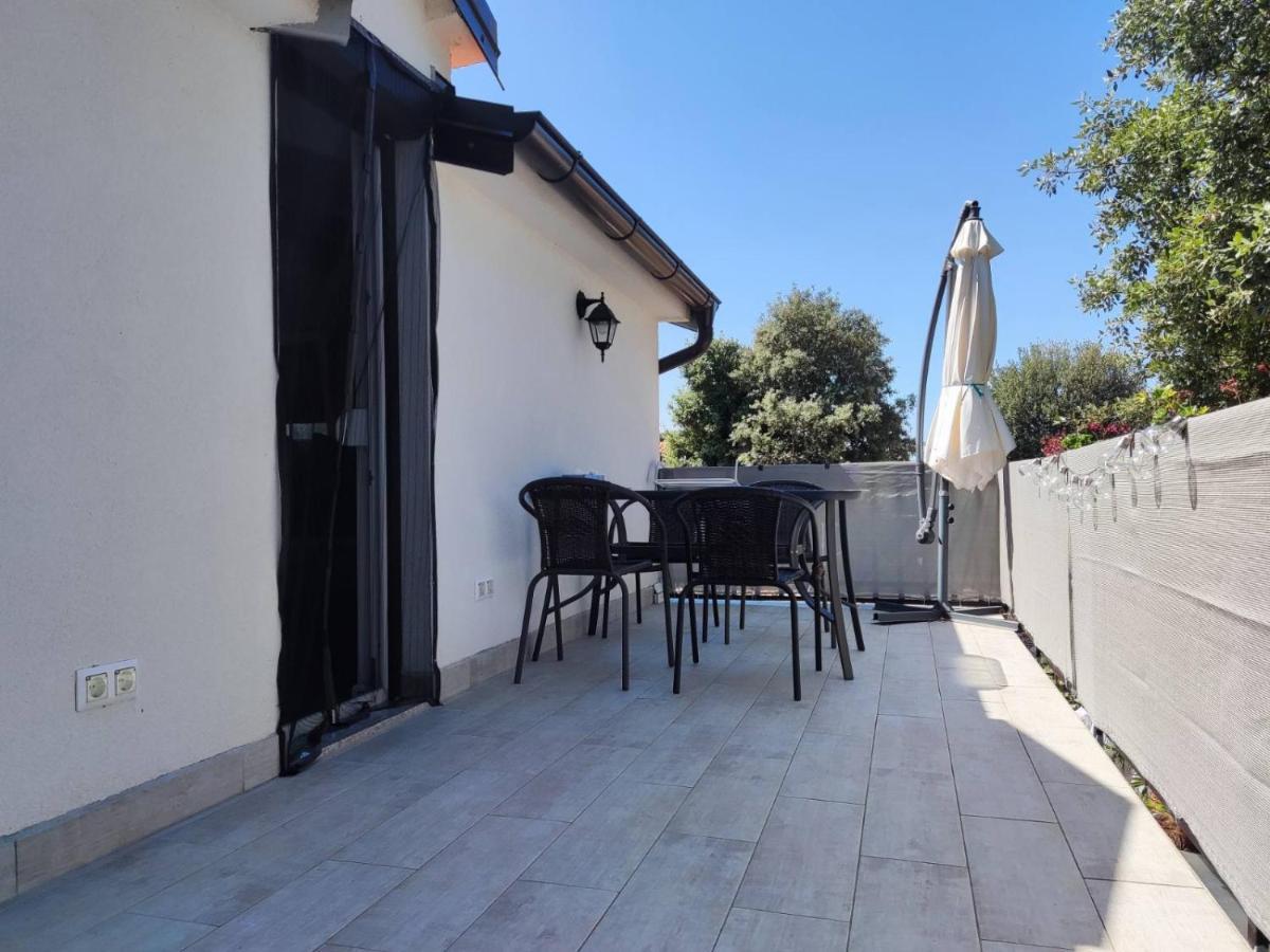 Viva 1 Rovinj Appartement Buitenkant foto